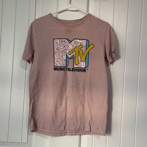 Girls old navy graphic MTV t-shirt